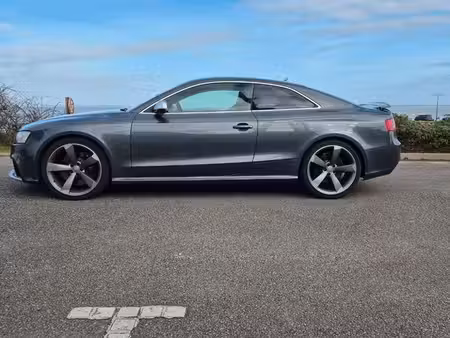 Audi A5 RS5 V8 4.2 FSI 450 quattro