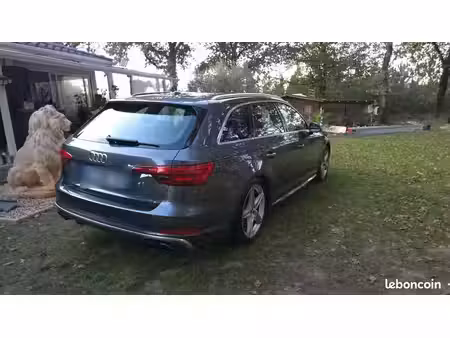Audi A4 S4 V6 3.0 TFSI 354 quattro