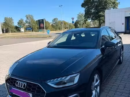 Audi A4 40 TDI 2.0 TDI 150 S line quattro