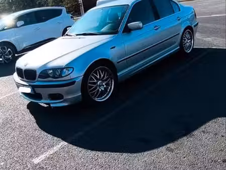 BMW Série 3 330d 3.0 204