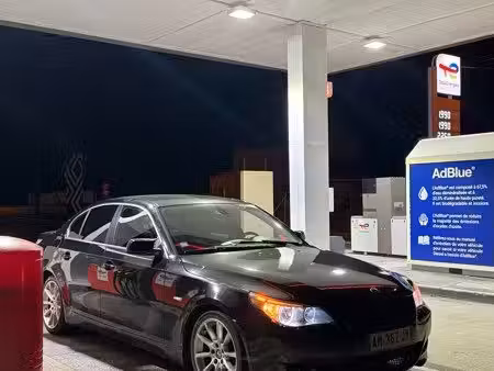 BMW Série 5 520i 2.2 170
