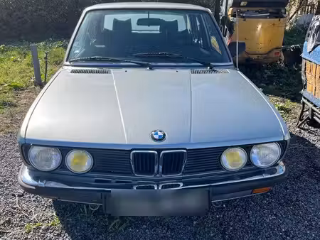 BMW Série 5 525e