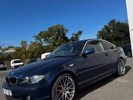 BMW Série 3 320i 2.2 170