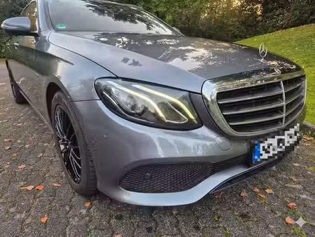 Mercedes-Benz Classe E E 300 2.0 211