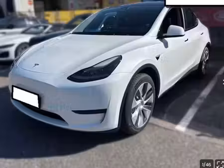 Tesla Model Y Grande Autonomie