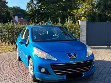 Peugeot 207 1.6 HDi 92