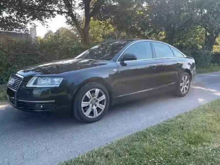Audi A6 V6 2.4 177
