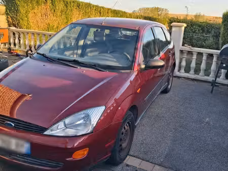 Ford Focus 1.6 100