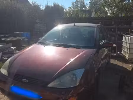 Ford Focus 1.6 100