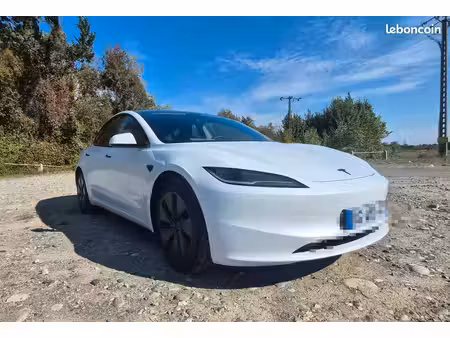 Tesla Model 3 275
