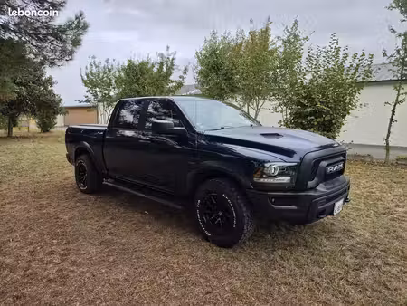 Dodge RAM 1500 V8 5.7