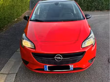 Opel Corsa 1.4 90 Black Edition