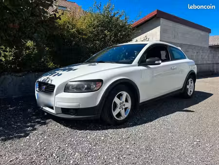 Volvo C30 2.0 D 136