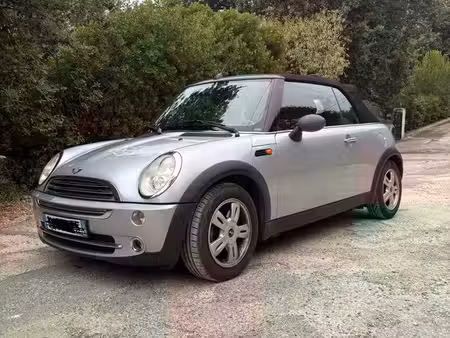 Mini Cabrio Cooper 1.6 90
