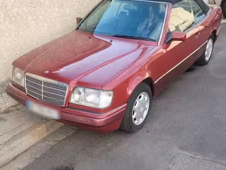 Mercedes-Benz Classe E E 220