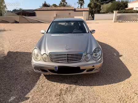 Mercedes-Benz Classe E E 220 2.1 150