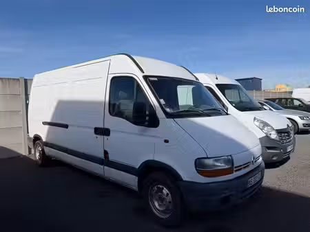 Renault Master 2.5 dCi 120