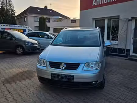 Volkswagen Touran 1.6 FSI