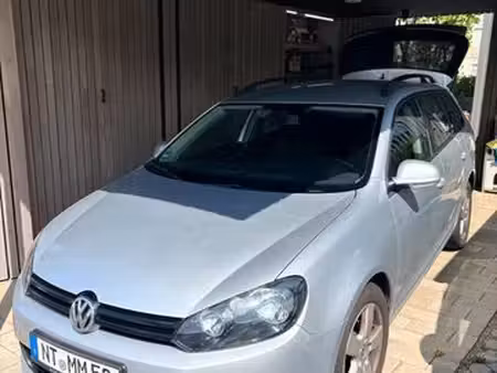 Volkswagen Golf 1.6 TDI 105 Confortline 4Motion