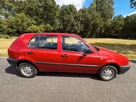 Volkswagen Golf 1.8 75 CL