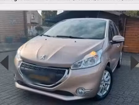 Peugeot 208 