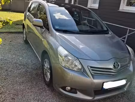 Toyota Verso 1.8 147 S