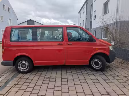 Volkswagen Transporter T5 1.9 TDI 105