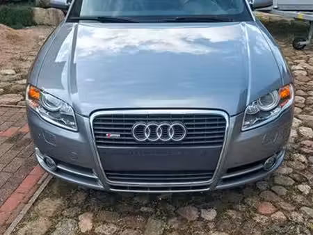 Audi A4 1.8 T 163 S line