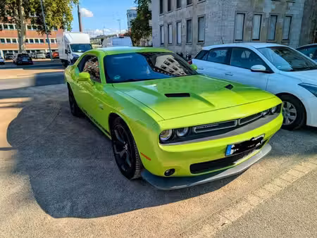 Dodge Challenger RT V8 5.7