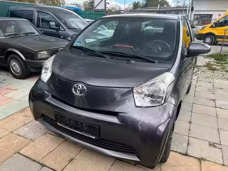 Toyota IQ 1.0 VTi 68