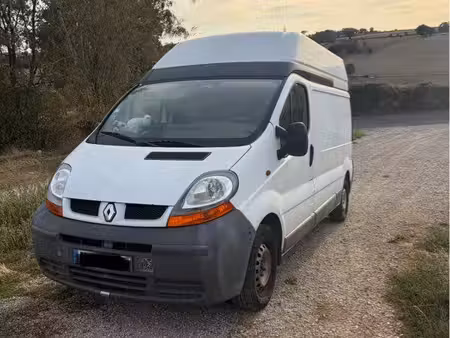Renault Trafic 1.9 dCi 82