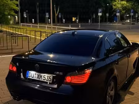 BMW Série 5 530d 3.0 300
