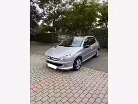 Peugeot 206 1.4 75 XT