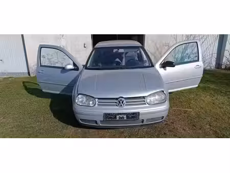 Volkswagen Golf 1.4 75