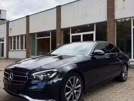 Mercedes-Benz Classe E E 200