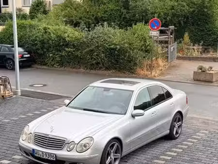 Mercedes-Benz Classe E E 270 177