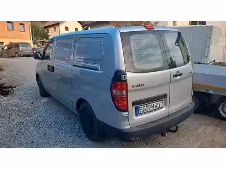 Hyundai H1 2.5 CRDi 136