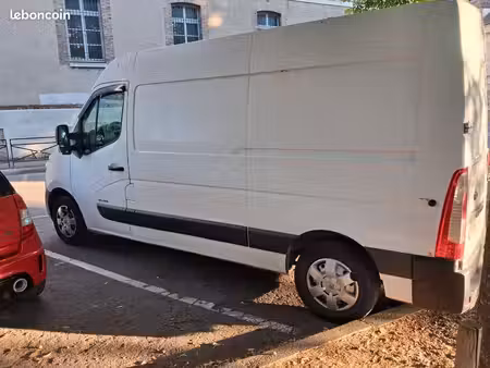 Renault Master 2.3 dCi 125