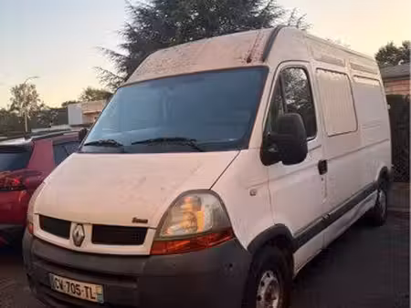 Renault Master 2.5 dCi 100