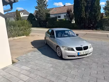 BMW Série 3 330i 3.0 272