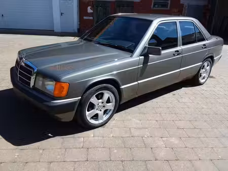 Mercedes-Benz 190 2.0