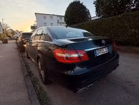 Mercedes-Benz Classe E E 200