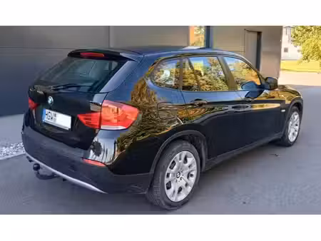 BMW X1 18d 2.0 143 sDrive