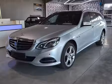 Mercedes-Benz Classe E E 500 Elegance 4Matic