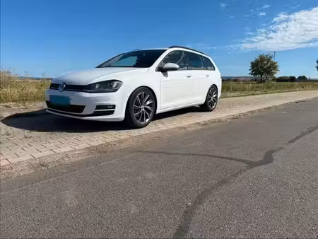 Volkswagen Golf 1.6 TDI 110