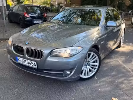 BMW Série 5 523i 3.0 204