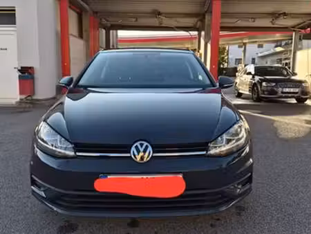 Volkswagen Golf 1.0 TSI