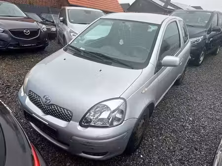 Toyota Yaris 1.3 VVT-i 87