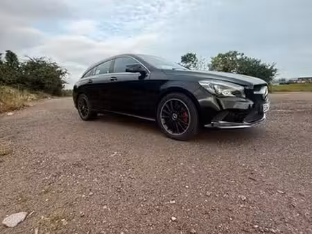 Mercedes-Benz CLA 180 1.6 122