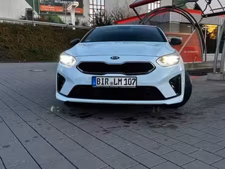 Kia Ceed 1.4 T GDi 140 GT Line